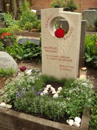 Nicholas grave, 11.06.2011